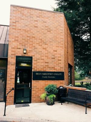 Dr Brian Saklofsky DMD PC