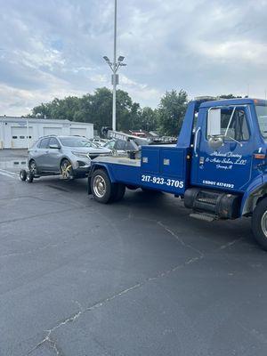 Midwest Towing and Auto Sales