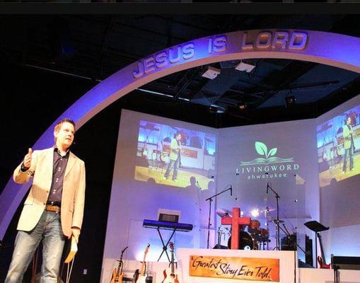 Pastor Jeff Zubeck at Living Word Ahwatukee
