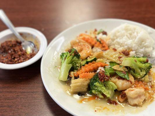 Moo Goo Chinese Restaurant