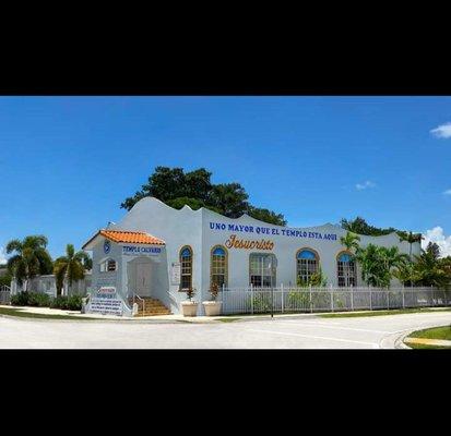 Great excellent "happy" church with light coming in thru the windows for a change