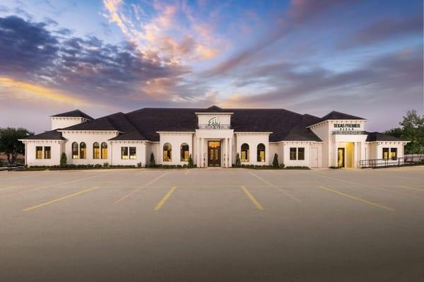 Amazing New Ebby Halliday Office Located in the heart of Southlake.