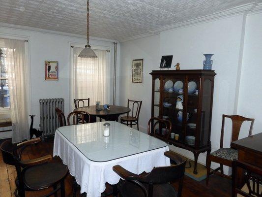 Regina's New York Bed & Breakfast