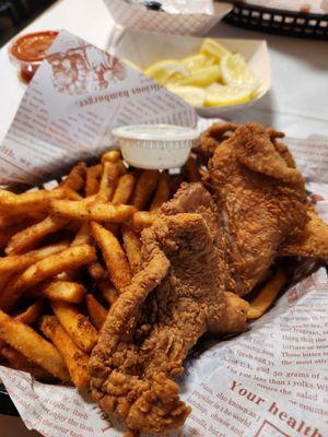 3 large pieces of catfish cajun fries