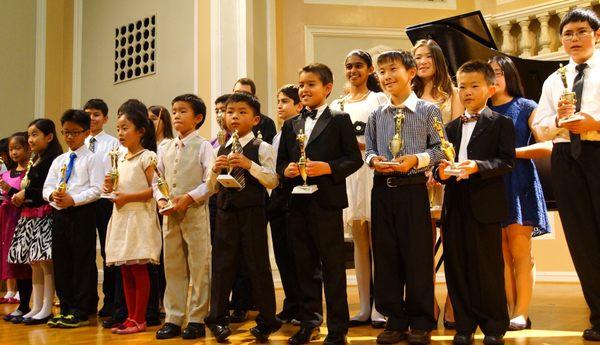 Umida Avloni Piano Studio