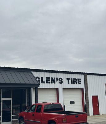 Glen's Tire Services Inc