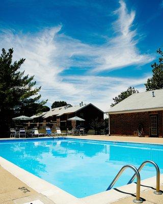 Ashley Pointe Apartments in Evansville