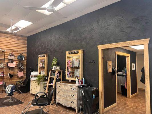 Creative Expressions Salon