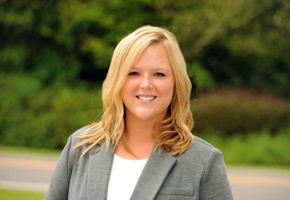 Becca Bradshaw - RE/MAX Real Estate Partners