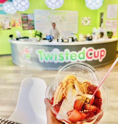 Twisted Cup
