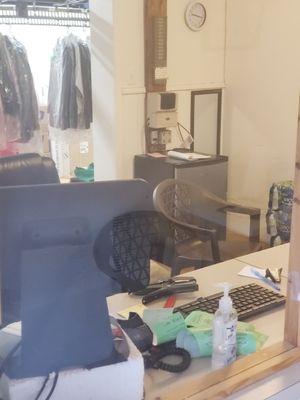 No Worries Dry Cleaners