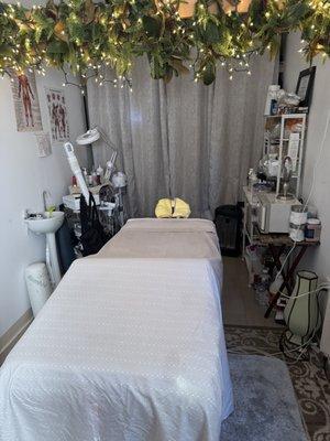 Deedra Massage and Spa