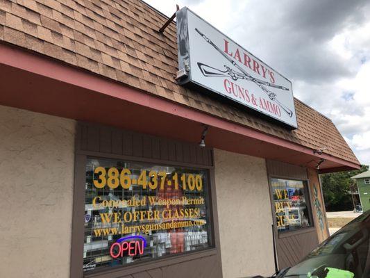 Larry's Guns and Ammo