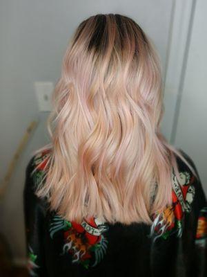 Hollywood's Hair Salon