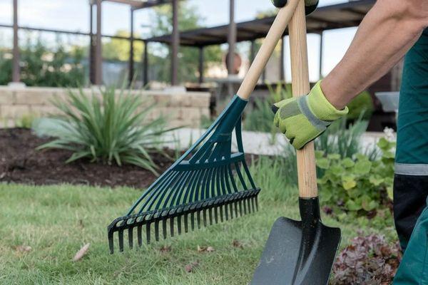 M. Hartman Landscaping