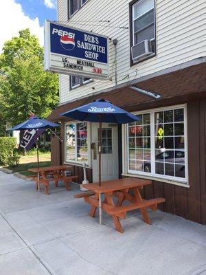 Deb's Sandwich Shop
