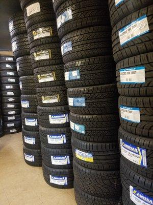 VI Massive Tires