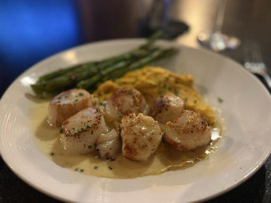 The Bell Inn & Tavern