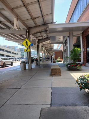 Des Moines International Airport (DSM)