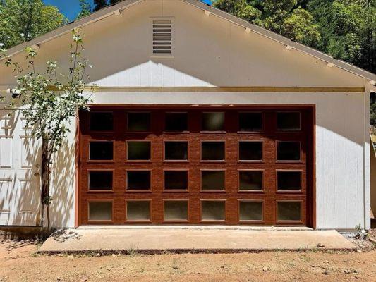 Vintage Garage Door & Locksmith