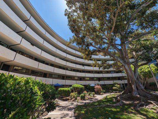 Le Rondelet Condominiums