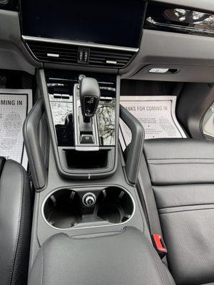 Shark’s Mobile Vehicle Wash & Details