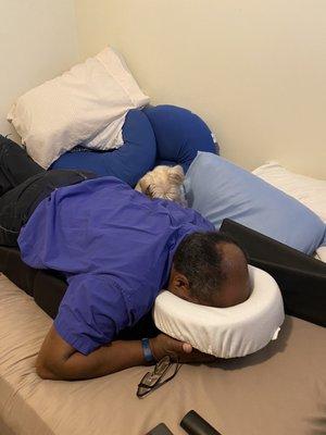 We actually are buying this gadget. Súper confortable. Thanks.