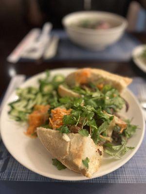 Bahn mi