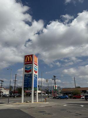 This is the gas station that is not professional