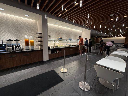 Buffet line (at 6:30 AM)