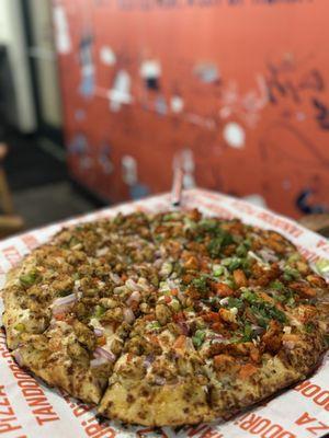 Chicken tandoori & Malai tikka pizza