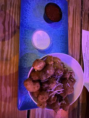 Blue Moon Waterfront Grille