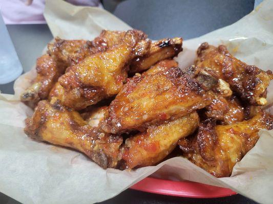 Large sweet chili wings