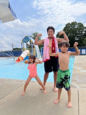 Came back about 8 years later while in town. Stiff a great place !