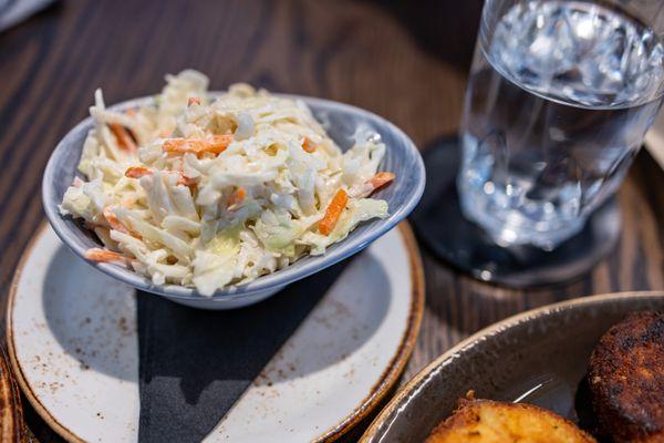 Side of Slaw ($6) no bueno