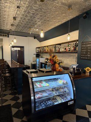 Superior Gales Wine & Spirits