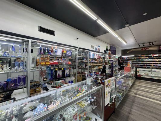 Smoke Shop & Essentials