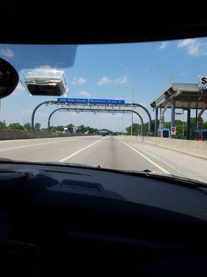 Waukegan Toll Plaza 21