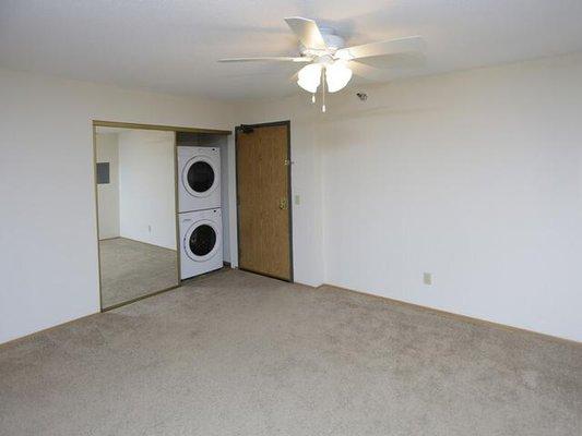 washer/and dryers in most apartments