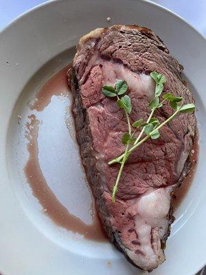 Anthony's Restaurant & Bistro