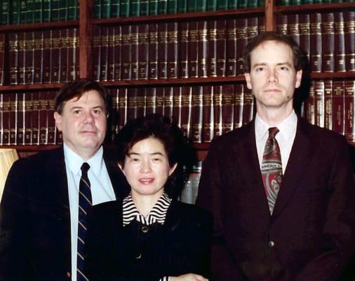 Immigration lawyers, specializing EB5 investor green card, L-1 and employment based green card application