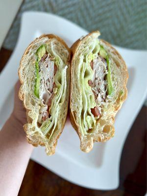 Croissant Avocado Club