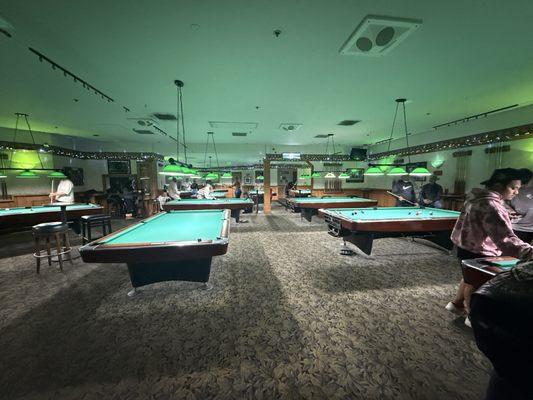 Crown Billiards
