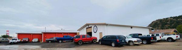 Atelier automotive parking area