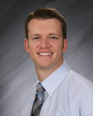 Davis T Katseanes, MD