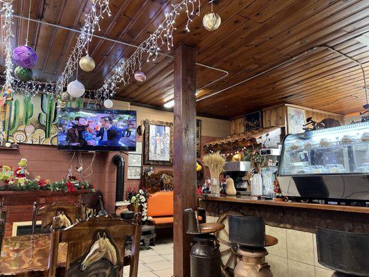 Tienda Y Restaurant Dona Mary