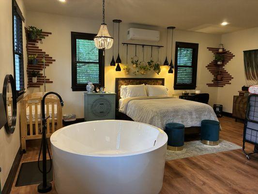 Tiffany’s Cleaning & Organizing Service, LLC