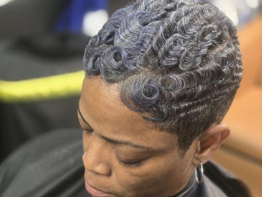 Simple, sleek, effortless shine