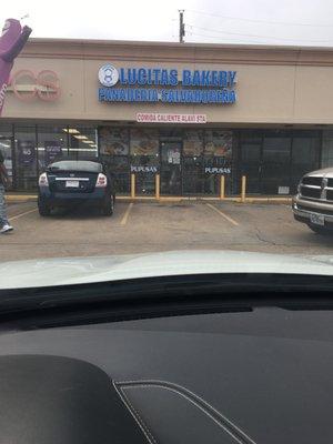 Lucitas Bakery Panaderia Salvadoreña
