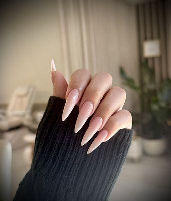 Charming Nail Lounge